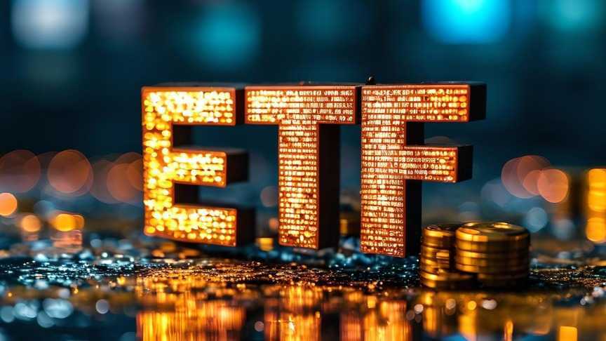 【深海潜流】为何千亿资金在指数阴跌时悄然布局?揭秘A股底部的资金博弈战 股票财经 【深海潜流】为何千亿资金在指数阴跌时悄然布局?揭秘A股底部的资金博弈战 股票财经