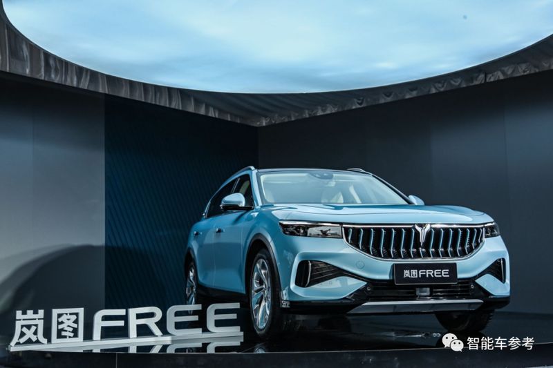 岚图困局:从高开低走的产品叙事到股权换血的生存博弈 汽车科技