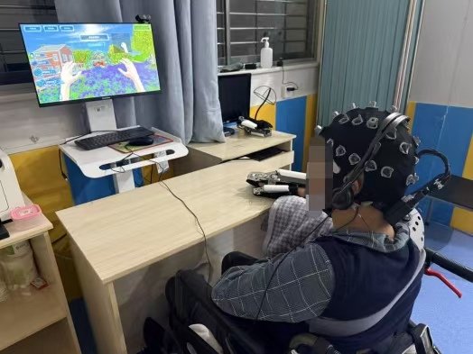 当意念成为力量：一个家庭的重生与脑机接口康复门诊的温度 健康养生